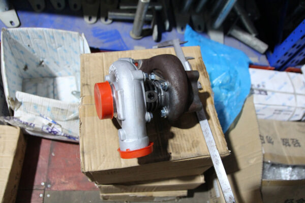 Turbo Yunnei 4105 dùng cho máy xúc lật LGZT