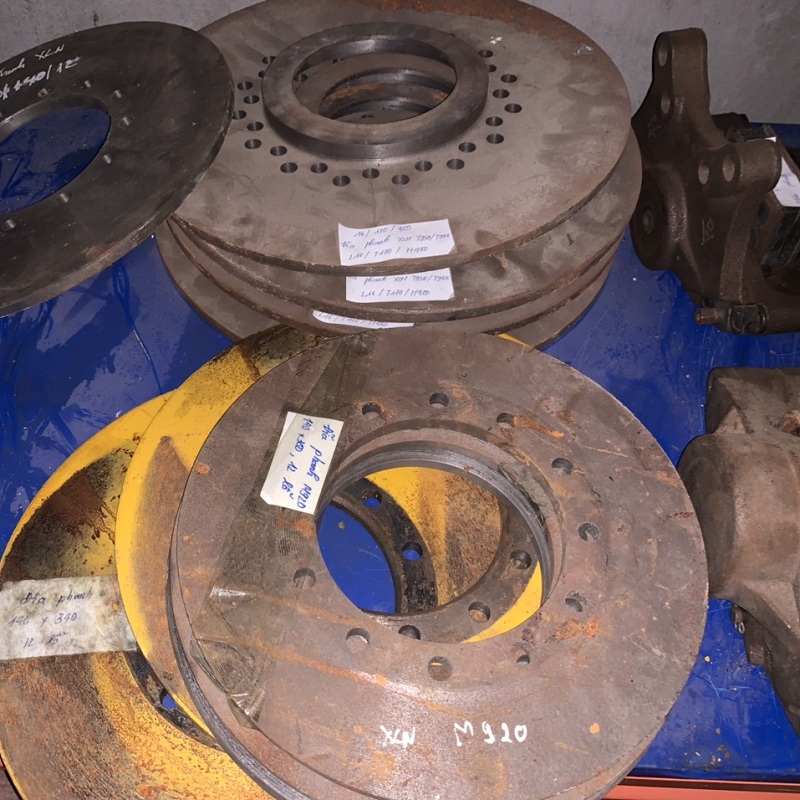 Đĩa phanh xúc lật chính hãng